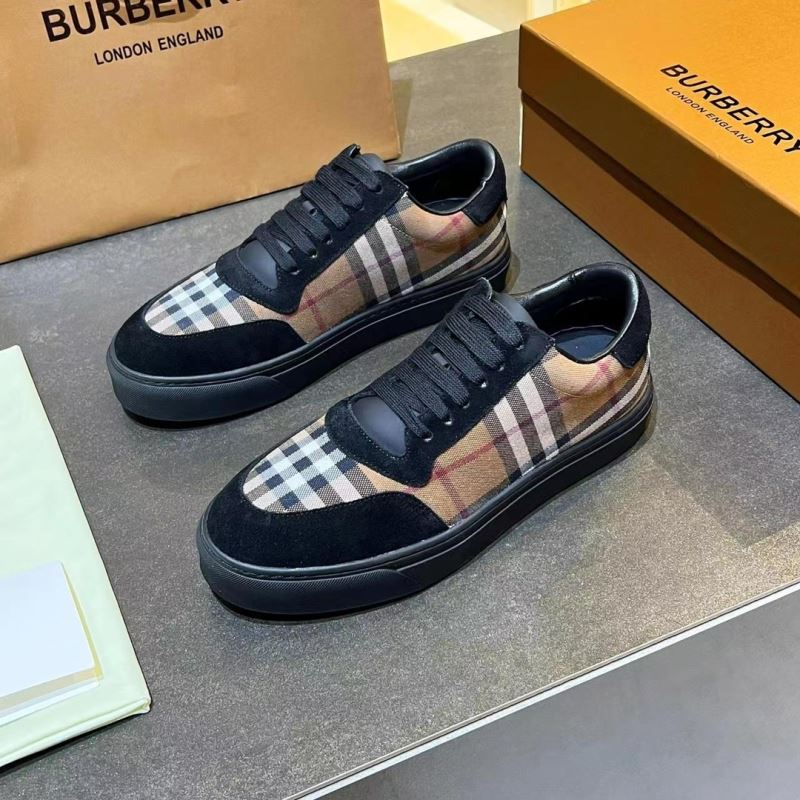 Burberry Low Shoes